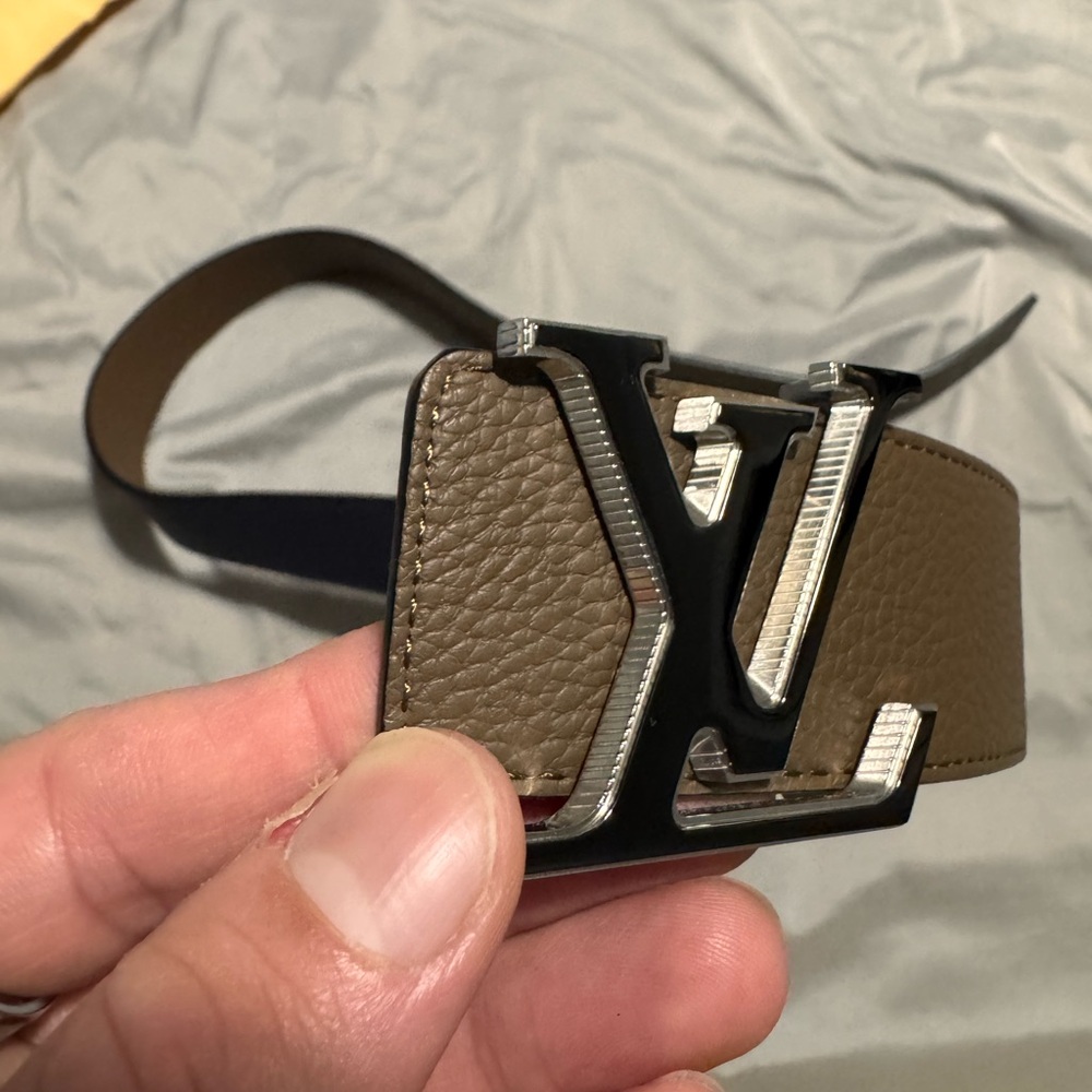 Louis Vuitton Brown and Black Belt with Iconic Buckle - Picture 5 of 5